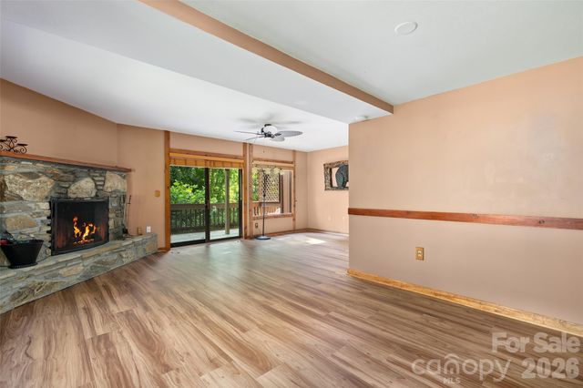 37 George Circle, Maggie Valley, NC 28751