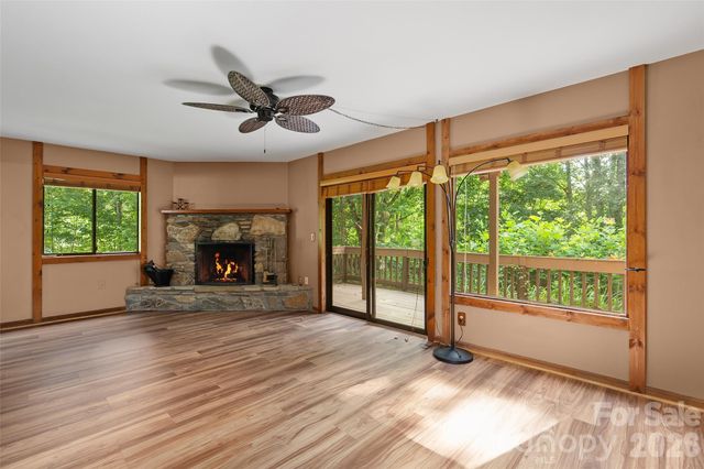 37 George Circle, Maggie Valley, NC 28751