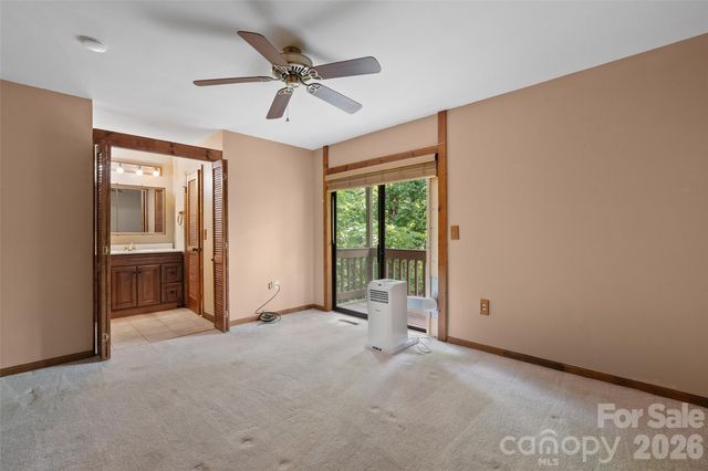37 George Circle, Maggie Valley, NC 28751