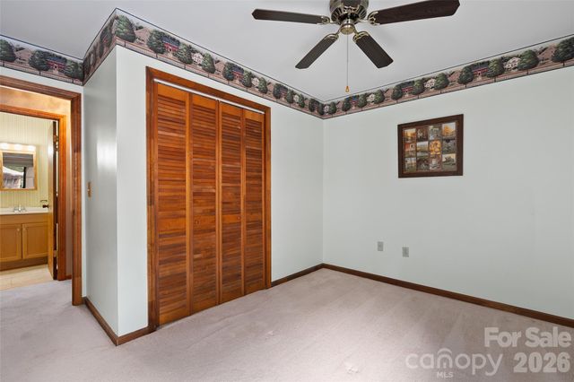 37 George Circle, Maggie Valley, NC 28751