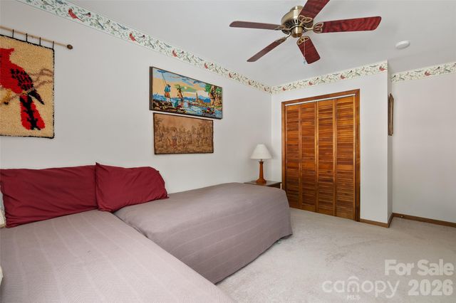 37 George Circle, Maggie Valley, NC 28751