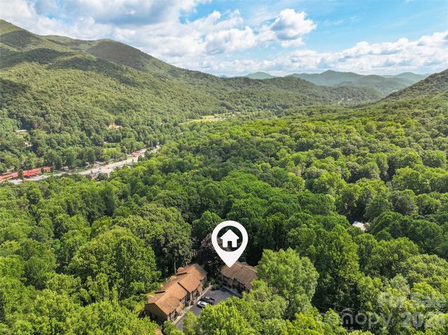 37 George Circle, Maggie Valley, NC 28751