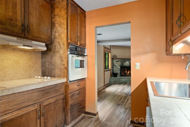 37 George Circle, Maggie Valley, NC 28751