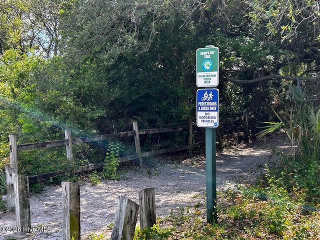 300 Spencer Farlow Drive A, Carolina Beach, NC 28428