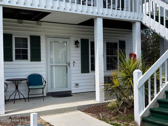 300 Spencer Farlow Drive A, Carolina Beach, NC 28428