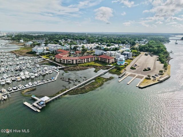 300 Spencer Farlow Drive A, Carolina Beach, NC 28428