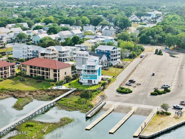 300 Spencer Farlow Drive A, Carolina Beach, NC 28428