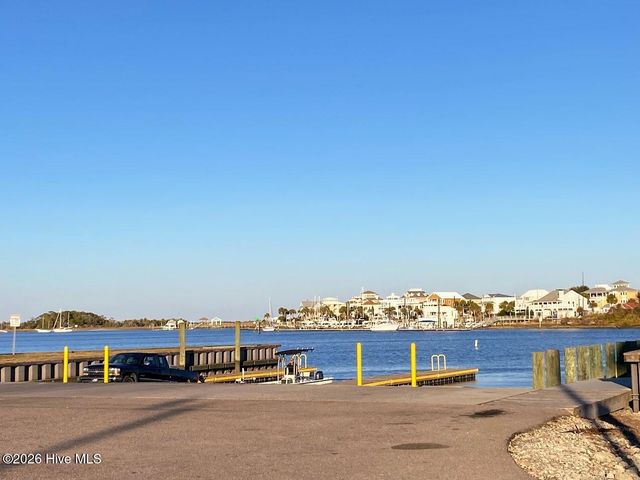 300 Spencer Farlow Drive A, Carolina Beach, NC 28428
