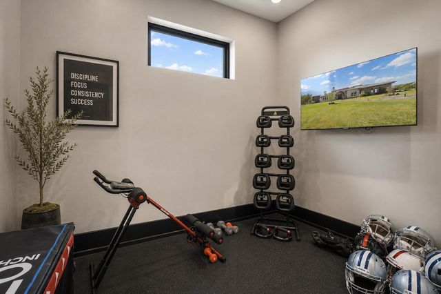 19204 Secretariat PL, Spicewood, TX 78669