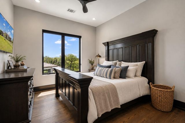 19204 Secretariat PL, Spicewood, TX 78669
