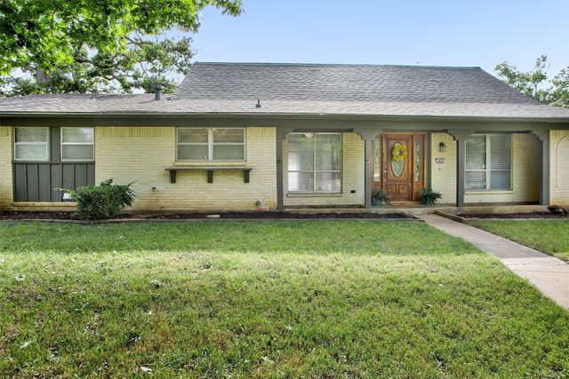800 Glen Key Street, Denison, TX 75020