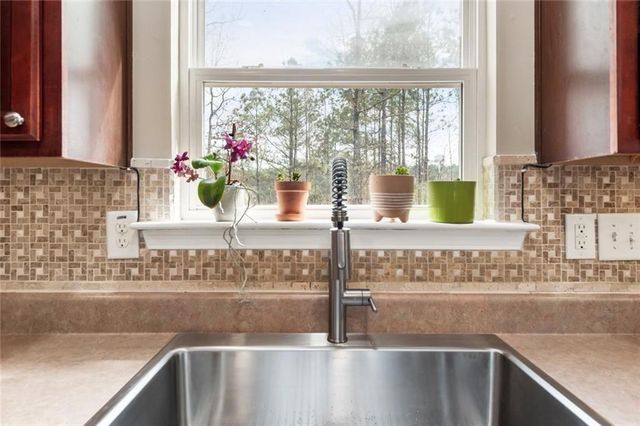 127 Sable Valley Drive, Acworth, GA 30102