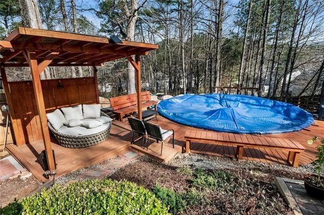 127 Sable Valley Drive, Acworth, GA 30102