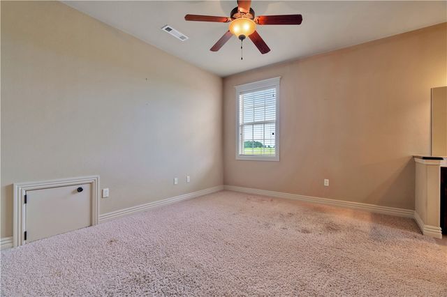1415 Ardemagni Road, Tontitown, AR 72762