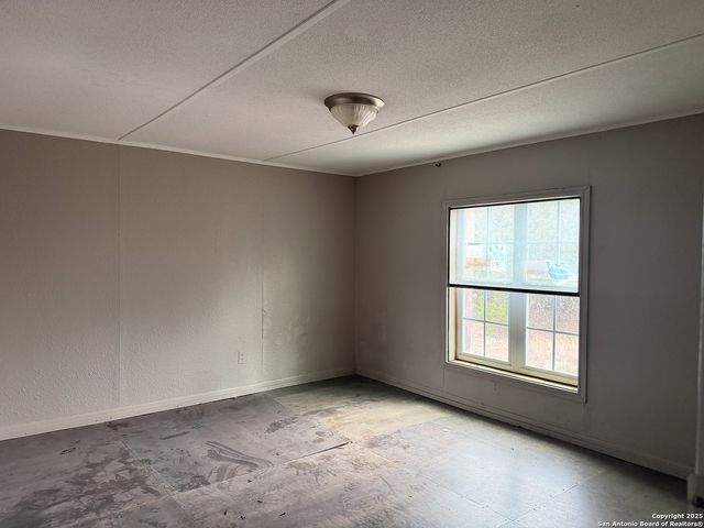 473 Mills, Pipe Creek, TX 78063