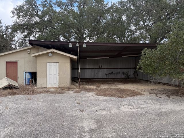 473 Mills, Pipe Creek, TX 78063