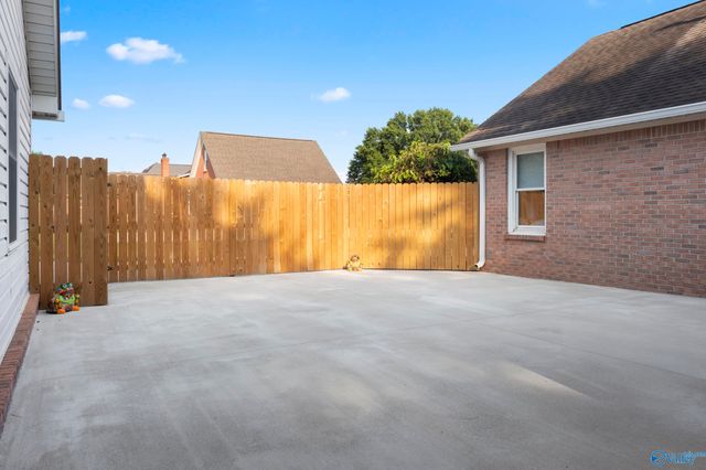 197 Terry Lane, Trinity, AL 35673