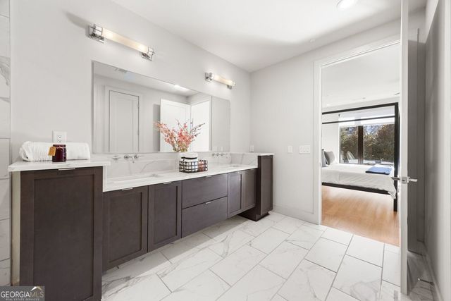 912 Lenox Boulevard NE, Atlanta, GA 30324