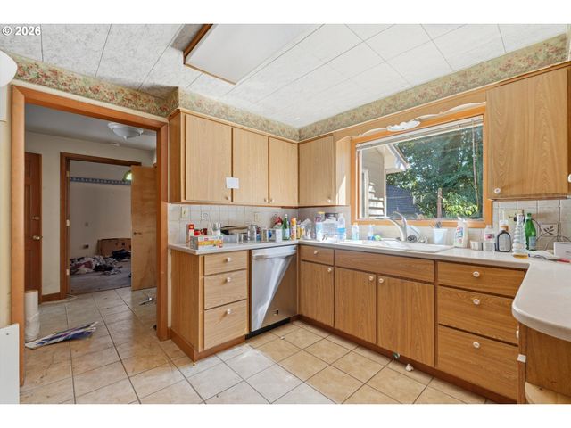 3928 9TH Ct, Salem, OR 97302