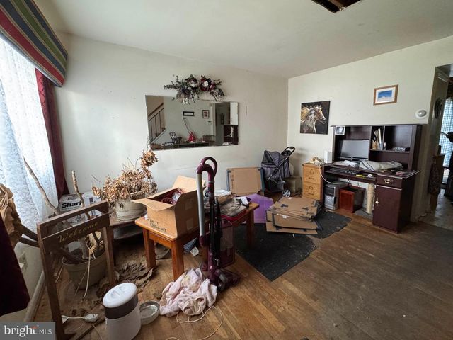 4766 MELBOURNE RD, Baltimore, MD 21229