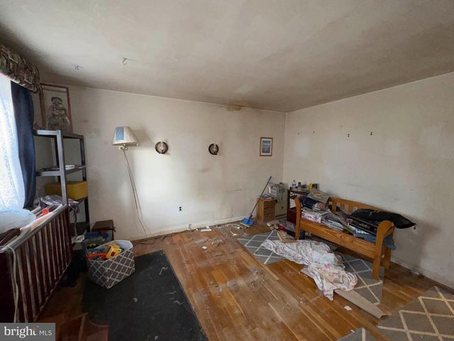 4766 MELBOURNE RD, Baltimore, MD 21229