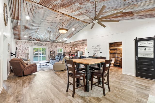 132 King George Rd, Scroggins, TX 75480