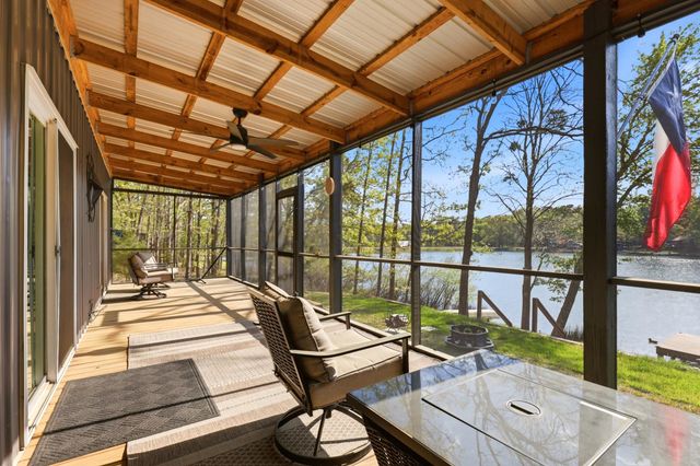 132 King George Rd, Scroggins, TX 75480
