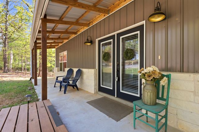 132 King George Rd, Scroggins, TX 75480