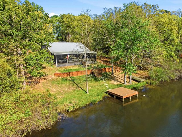 132 King George Rd, Scroggins, TX 75480