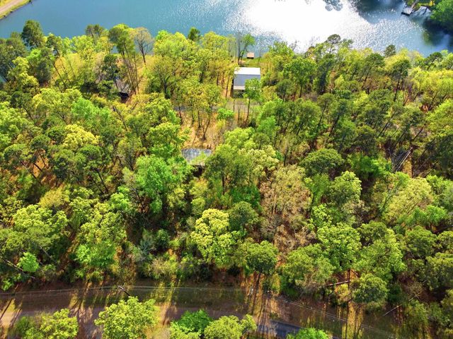 132 King George Rd, Scroggins, TX 75480