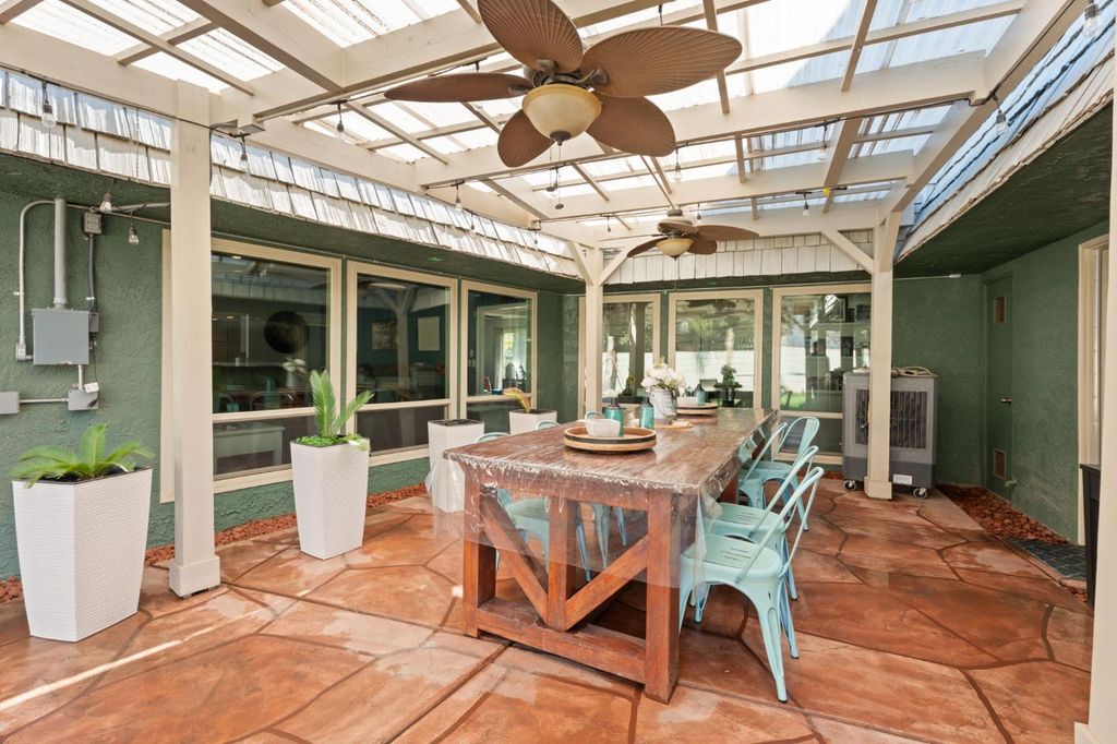 Image 38 of property listing at 2778 W Robinwood Lane, Fresno, CA 93711