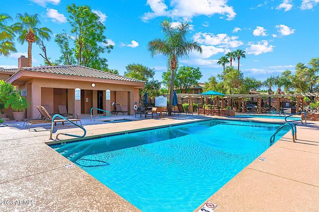 7009 E ACOMA Drive 2121, Scottsdale, AZ 85254