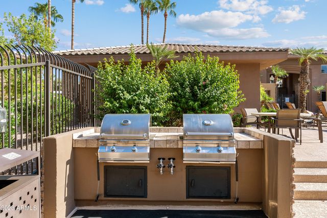 7009 E ACOMA Drive 2121, Scottsdale, AZ 85254