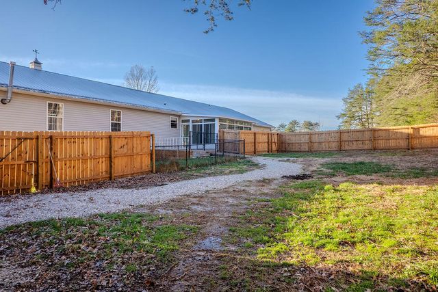 2649 Gabbard Road, Berea, KY 40403