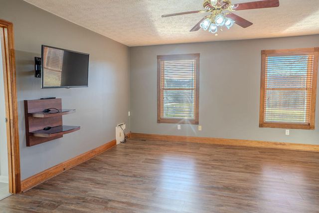 2649 Gabbard Road, Berea, KY 40403