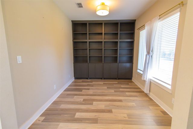 18610 Parkland Square Pl Place, Cypress, TX 77433