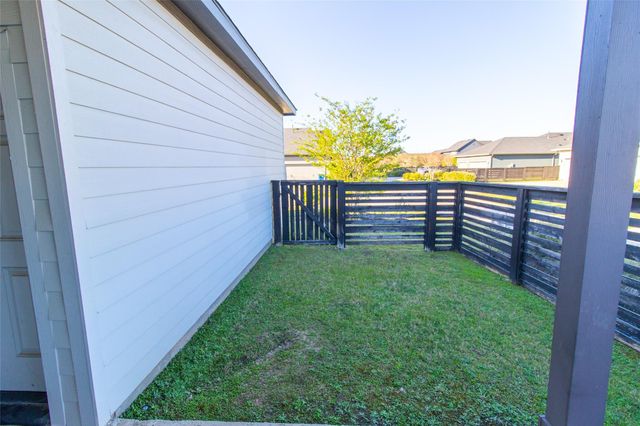 18610 Parkland Square Pl Place, Cypress, TX 77433