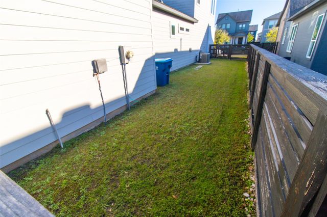 18610 Parkland Square Pl Place, Cypress, TX 77433