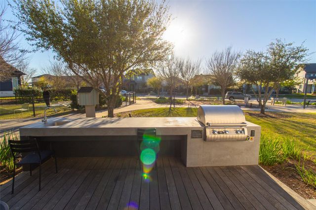 18610 Parkland Square Pl Place, Cypress, TX 77433