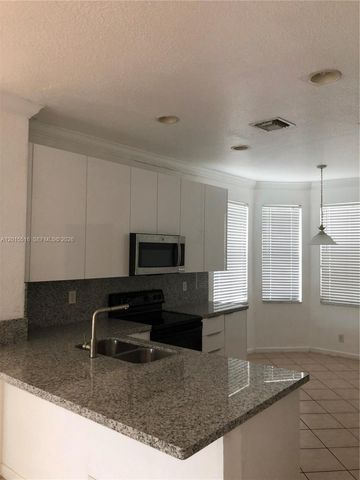 693 Live Oak Ln, Weston, FL 33327