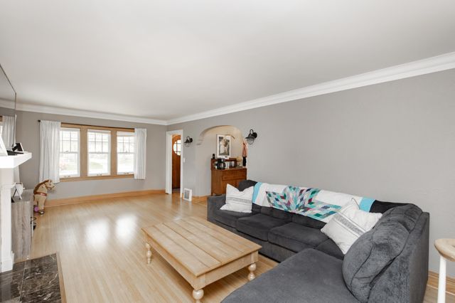 1345 4th Street N, Fargo, ND 58102