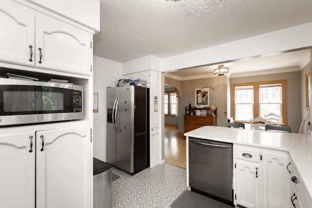 1345 4th Street N, Fargo, ND 58102