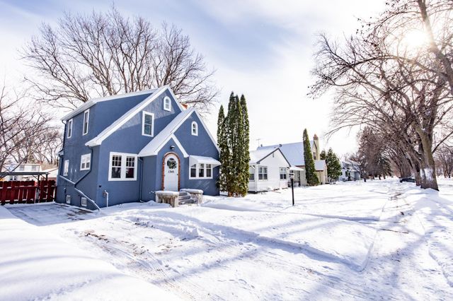 1345 4th Street N, Fargo, ND 58102