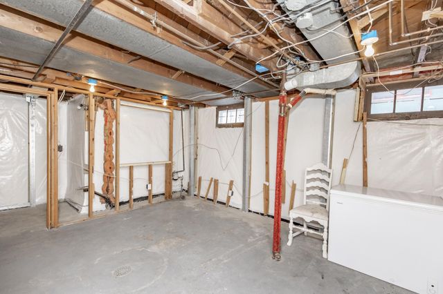 1345 4th Street N, Fargo, ND 58102