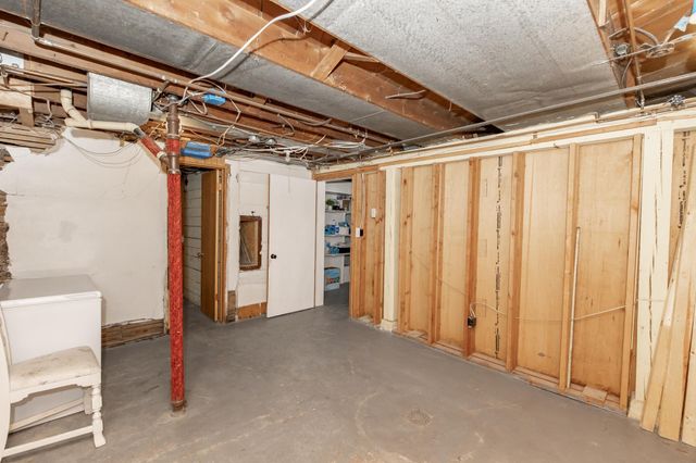 1345 4th Street N, Fargo, ND 58102