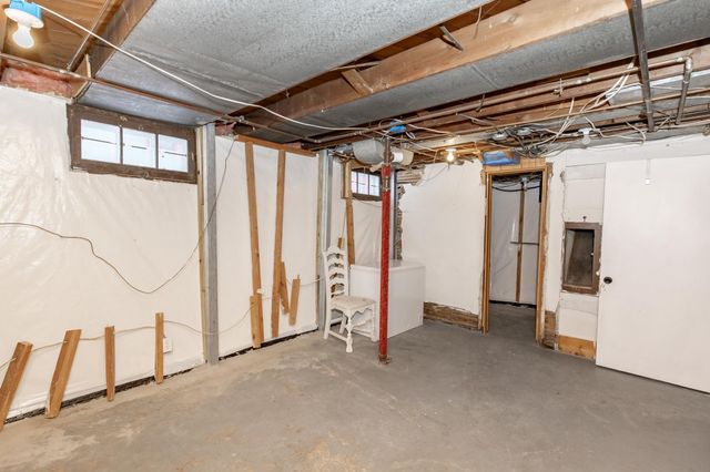 1345 4th Street N, Fargo, ND 58102