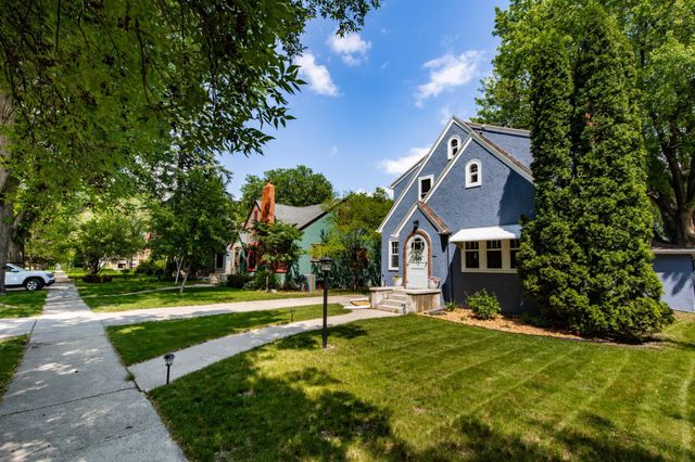 1345 4th Street N, Fargo, ND 58102