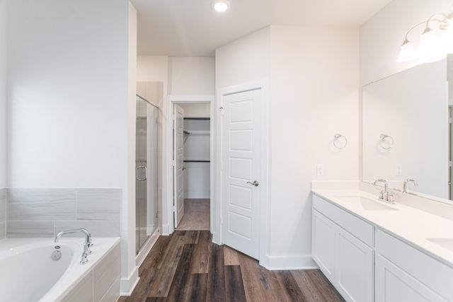 10313 S Goshawk Trail, Conroe, TX 77385