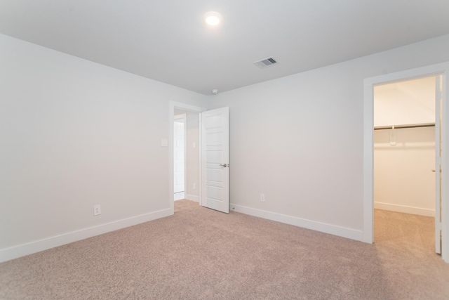 10313 S Goshawk Trail, Conroe, TX 77385