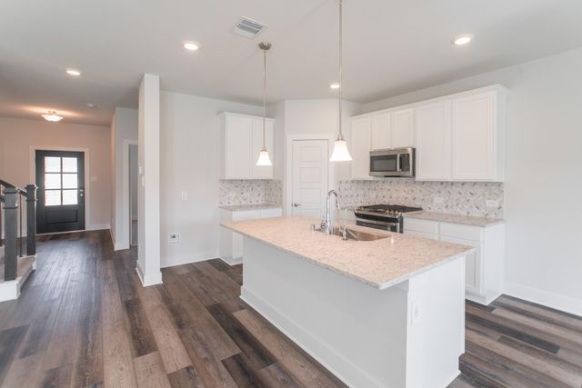 10313 S Goshawk Trail, Conroe, TX 77385